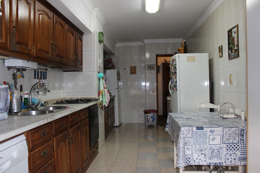Venda - Apartamento - Chaves